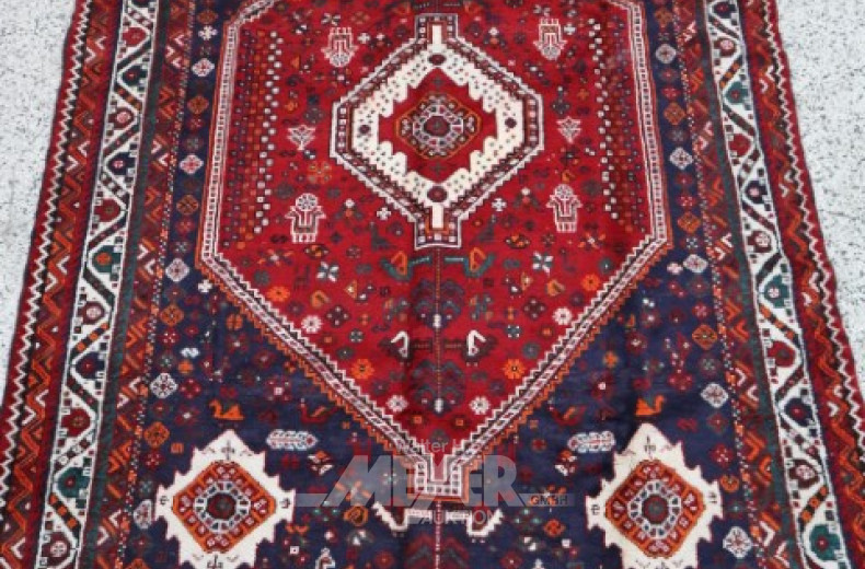 Orientteppich ''Shiraz'', rotgrundig,