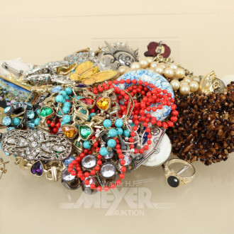 Konvolut Modeschmuck best. aus: