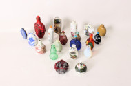 20 versch. Snuff Bottles, tlw. ohne