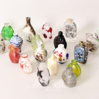 20 versch. Snuff Bottles, tlw. ohne