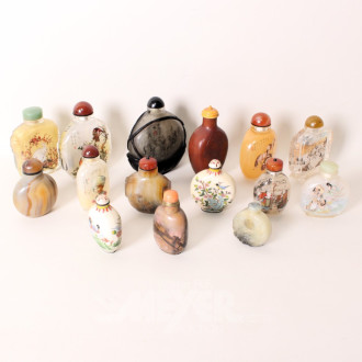 15 versch. Snuff Bottles