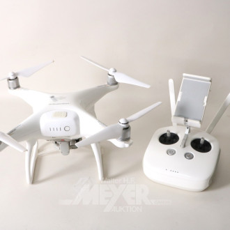 Drohne DJI Phantom 4