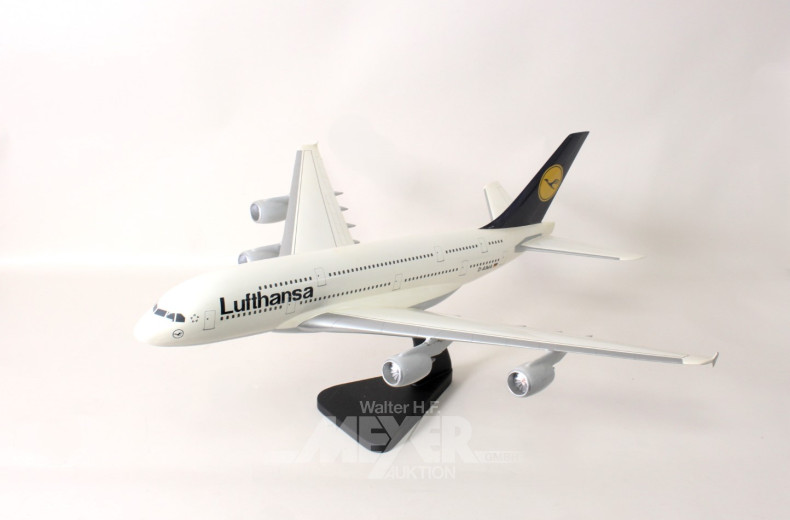 2 Modellflugzeuge ''Lufthansa''