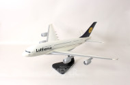 2 Modellflugzeuge ''Lufthansa''