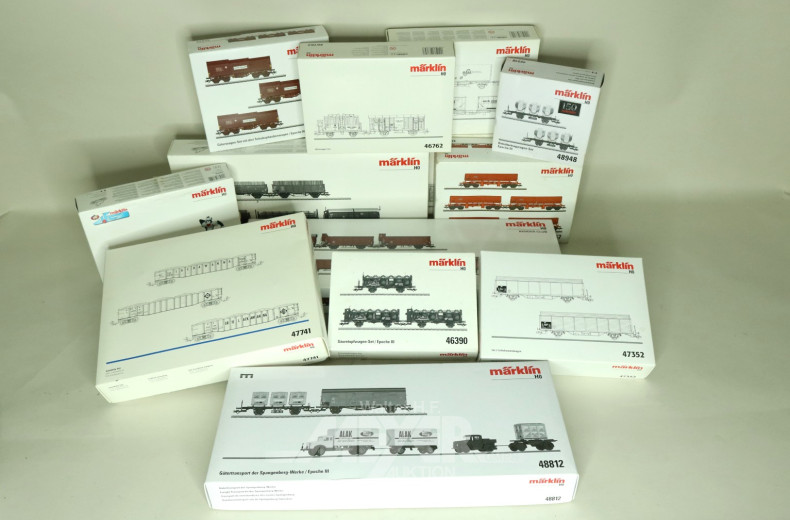 Konvolut Modellbahn-Wagen-Sets MÄRKLIN,